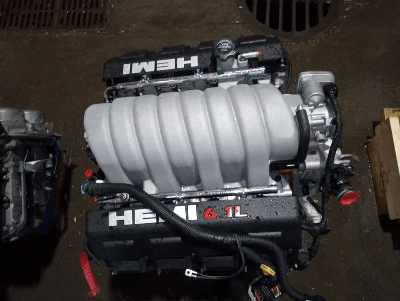 2009 Dodge Challenger 6.1l (vin w, 8th digit) Used Engine 2