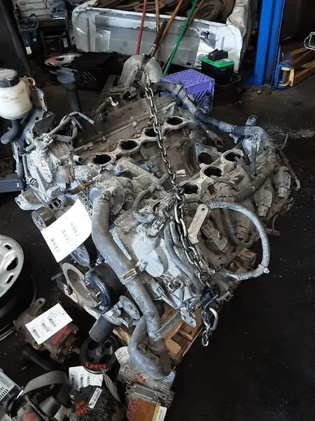 2013 NISSAN NV3500 5.6L (VIN A, 4th digit, VK56DE) Used Engine