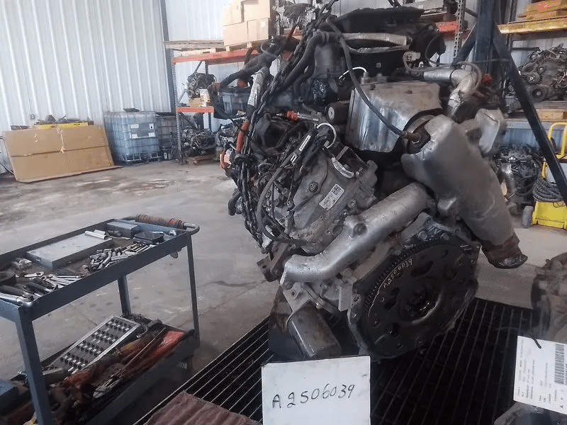 2014 Gmc Sierra 2500 6.6l V8 Diesel Turbocharged Used Engine 2