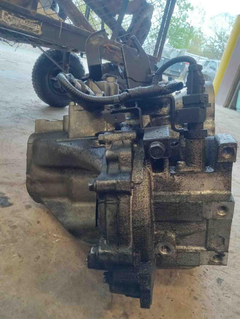 2004 Kia MAGENTIS 2.4L L4 Used Transmission