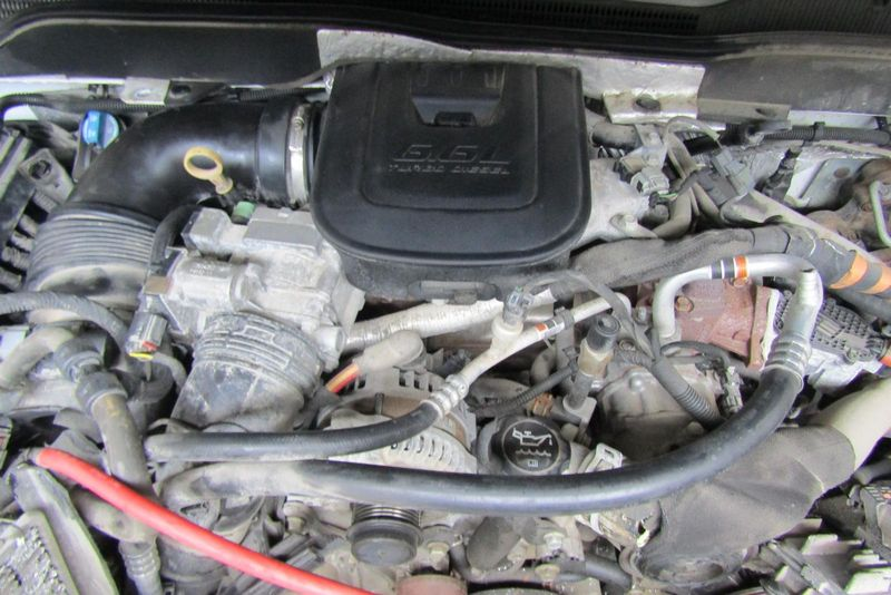 2016 Chevy SILVERADO 2500 6.6L (VIN 8, 8th digit, opt LML) Used Engine