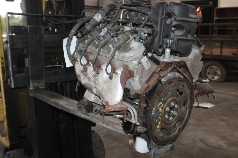 2012 Chevy SILVERADO 2500 6.0L (VIN G, 8th digit, opt L96) Used Engine