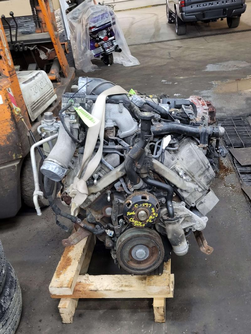 2006 Chevy SILVERADO 2500 6.6L Duramax, VIN 2 (8th digit) Used Engine