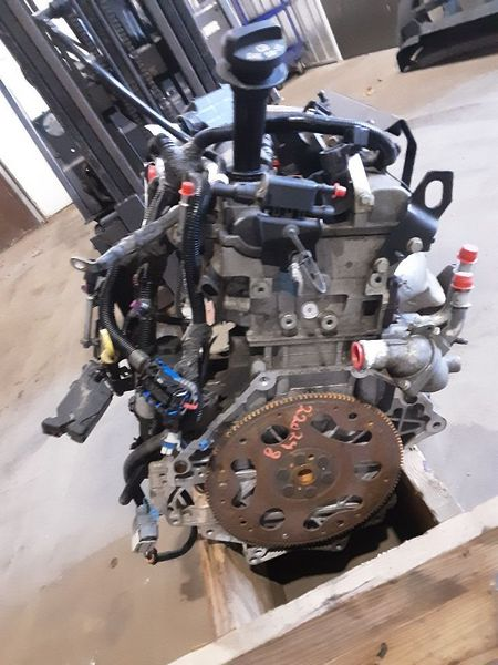 2007 Chevy HHR 2.2L (VIN D, 8th digit, opt L61), exhaust manifold is not drilled and tapped for AIR check valve Used Engine
