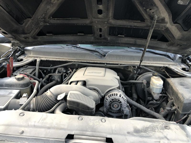 2014 Chevy SUBURBAN 1500 (5.3L), VIN 0 (8th digit, opt LMG) Used Engine