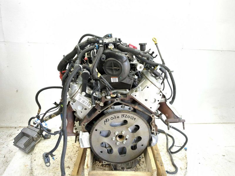 2004 Chevy AVALANCHE 1500 (5.3L), VIN T (8th digit) Used Engine