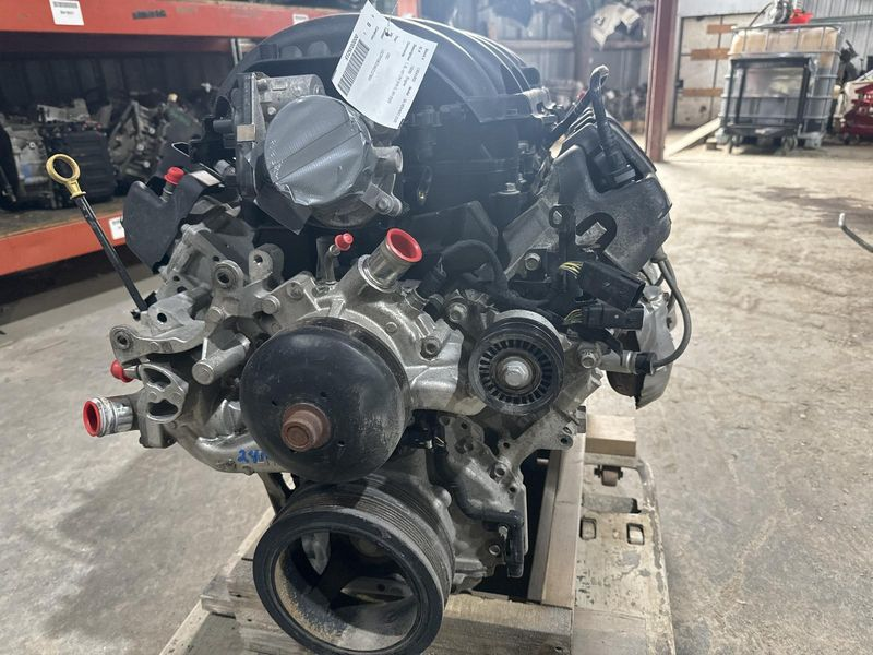 2019 Chevy SILVERADO 1500 new style (mirrors mount on door skin), 5.3L, opt L84 (VIN D, 8th digit) Used Engine