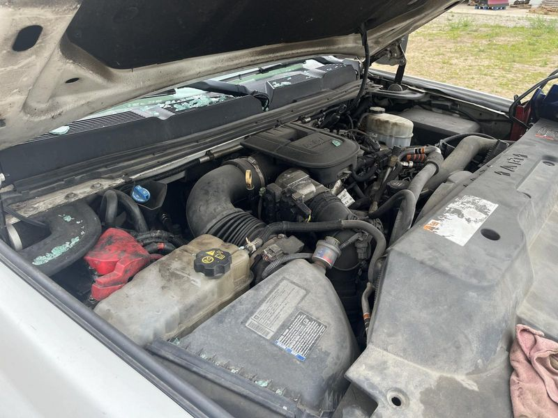 2012 Chevy SILVERADO 3500 6.6L, VIN L (8th digit, opt LGH) Used Engine
