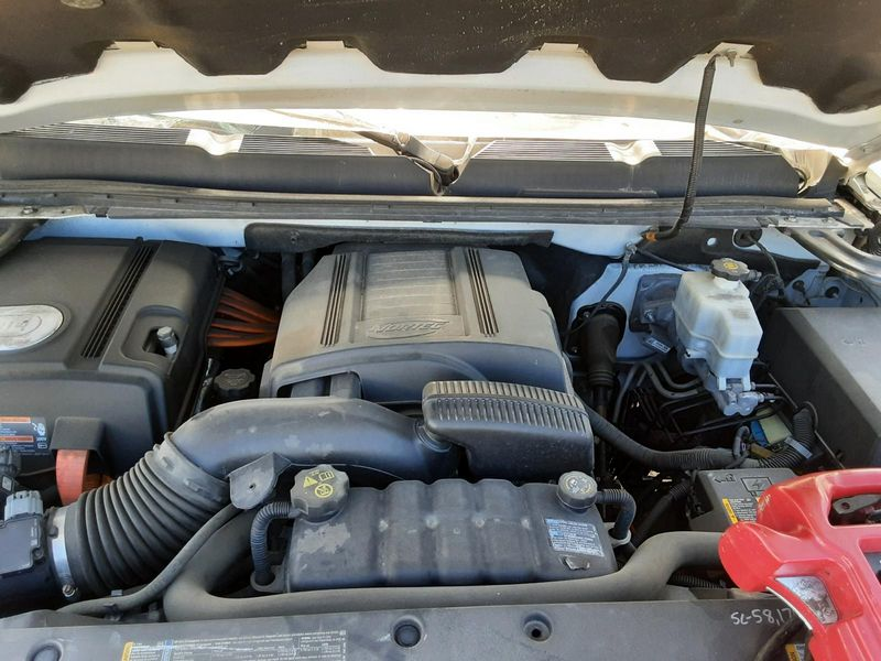 2011 Chevy SILVERADO 1500 6.0L (VIN J, 8th digit, opt LZ1, Hybrid) Used Engine