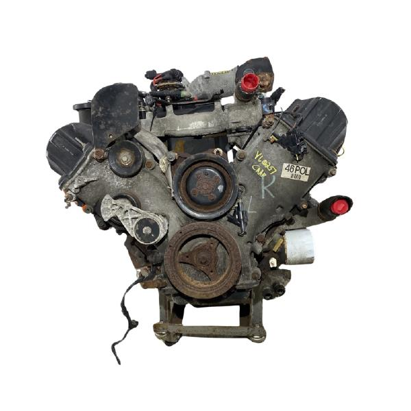 2004 Ford Crown Victoria (4.6L), VIN W (8th digit, gasoline, Romeo), oil cooler Used Engine