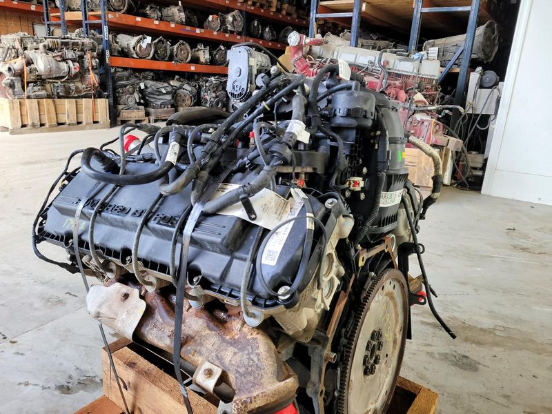 2019 Ford F-250 Super Duty 6.2L (VIN 6, 8th digit), from 02/21/19, gasoline Used Engine