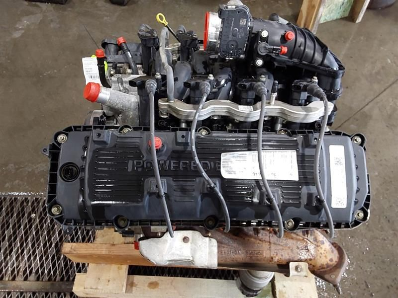 2014 Ford F-350 Super Duty 6.2L (VIN 6, 8th digit), gasoline Used Engine