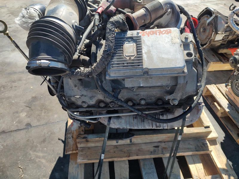 2005 Ford F-250 Super Duty 6.0L (VIN P, 8th digit, diesel), thru 11/03/04 Used Engine