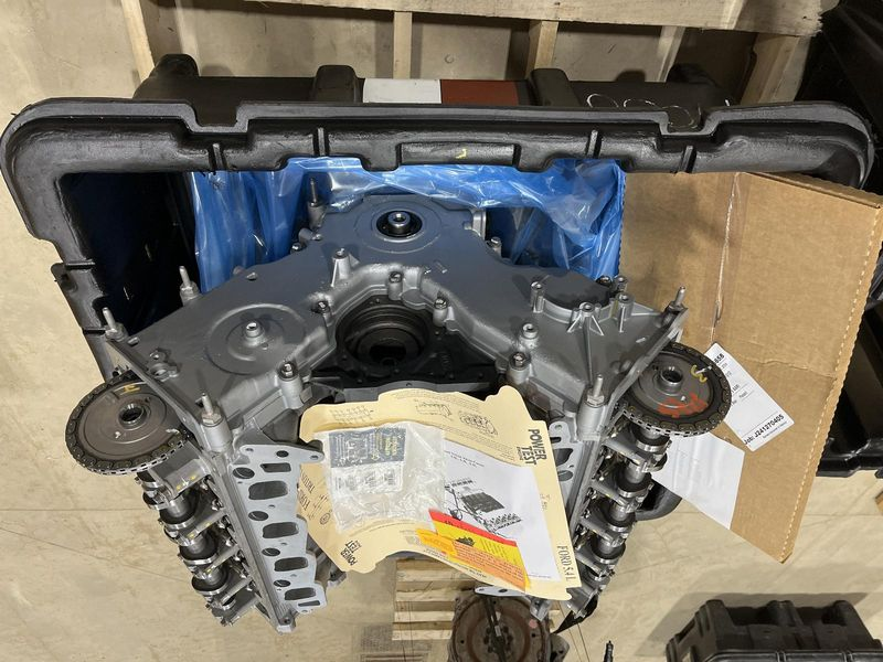 2004 Ford F-250 Super Duty 5.4L (VIN L, 8th digit, SOHC), w/o EGR Remanufacture Engine