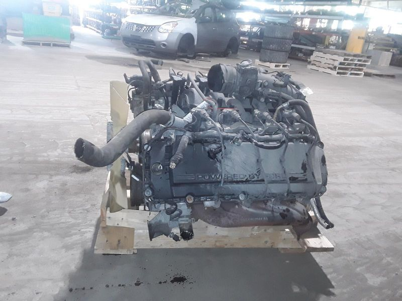 2019 Ford E-350 6.2L (VIN 6, 8th digit), gasoline Used Engine