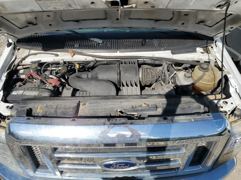 2017 Ford E-350 6.8L (VIN S, 8th digit), gasoline Used Engine
