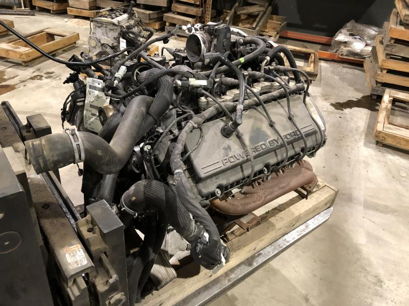 2017 Ford E-350 6.2L (VIN 6, 8th digit), gasoline Used Engine