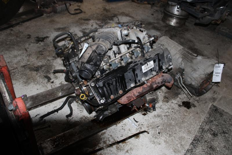 2016 Ford E-350 6.8L (VIN S, 8th digit), gasoline Used Engine