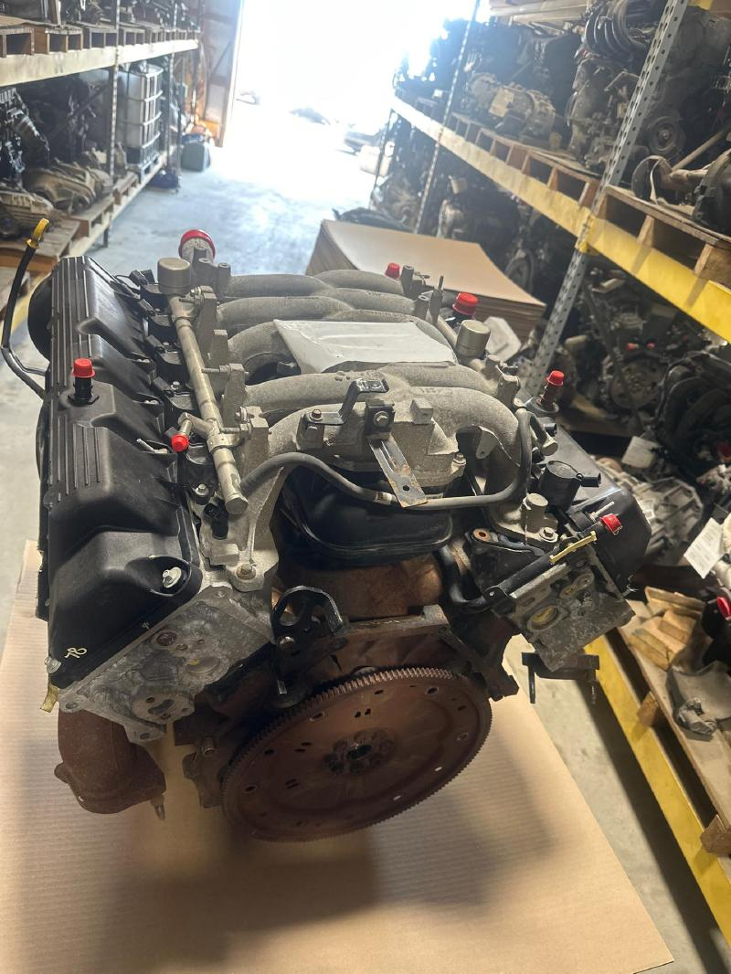 2015 Ford E-350 6.8L (VIN S, 8th digit), gasoline Used Engine