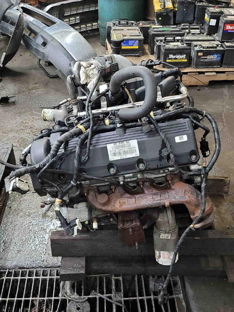 2013 Ford E-350 5.4L (VIN L, 8th digit), gasoline Used Engine
