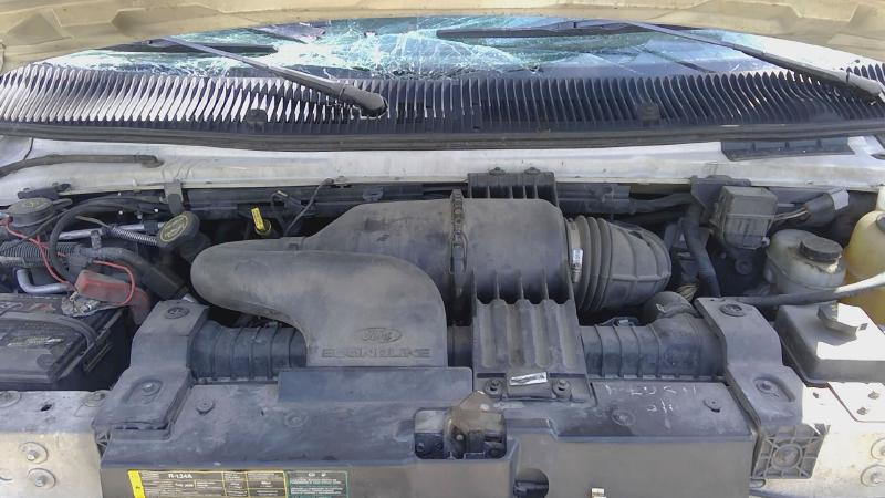 2005 Ford E-350 6.8L (VIN S, 8th digit, 10-415), w/o EGR valve Used Engine