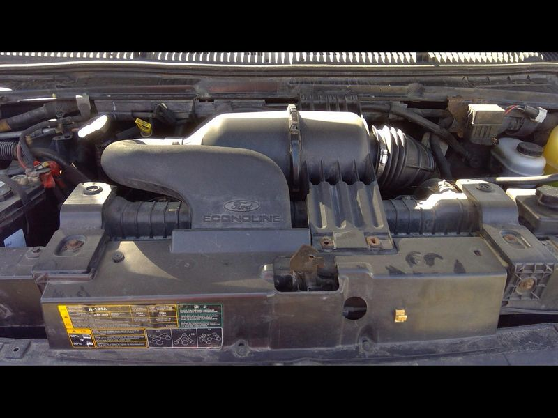 2004 Ford E-150 5.4L, VIN L (8th digit, gasoline), EGR valve Used Engine