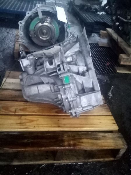 2017 NISSAN SENTRA MT, 1.6L Used Transmission