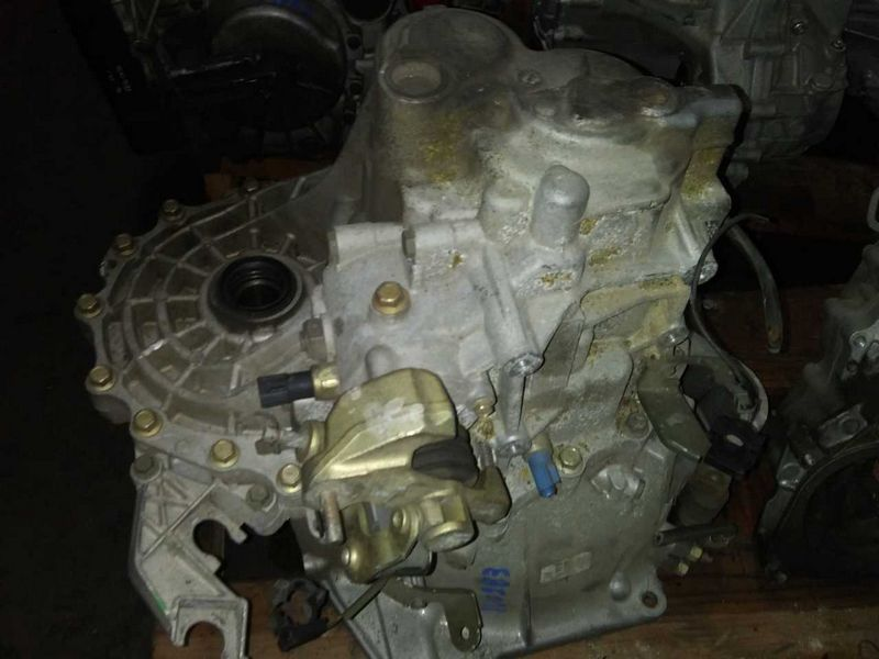 2004 NISSAN SENTRA MT, 2.5L, (SE-R Spec V, 6 speed) Used Transmission