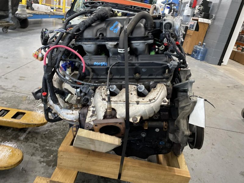 2007 DODGE CARAVAN 3.3L, VIN R (8th digit) Used Engine
