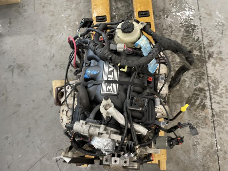 2007 DODGE CARAVAN 3.3L, VIN R (8th digit) Used Engine