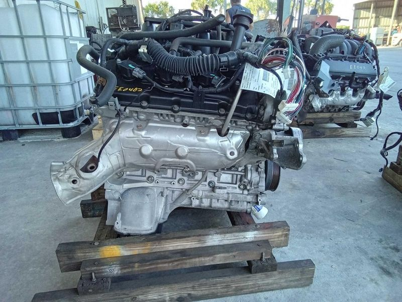 2014 NISSAN ARMADA (5.6L), VIN B (4th digit, flex fuel) Used Engine
