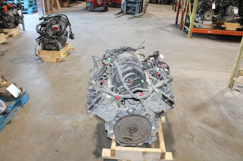 2011 NISSAN ARMADA (5.6L), VIN B (4th digit, flex fuel) Used Engine