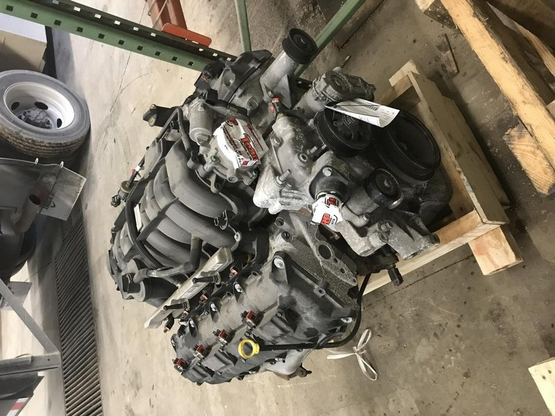 2019 DODGE CHARGER 5.7L (VIN T, 8th digit), RWD Used Engine