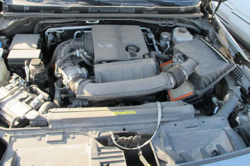 2022 NISSAN FRONTIER (3.8L, VIN E, 4th digit, VQ38DD) Used Engine