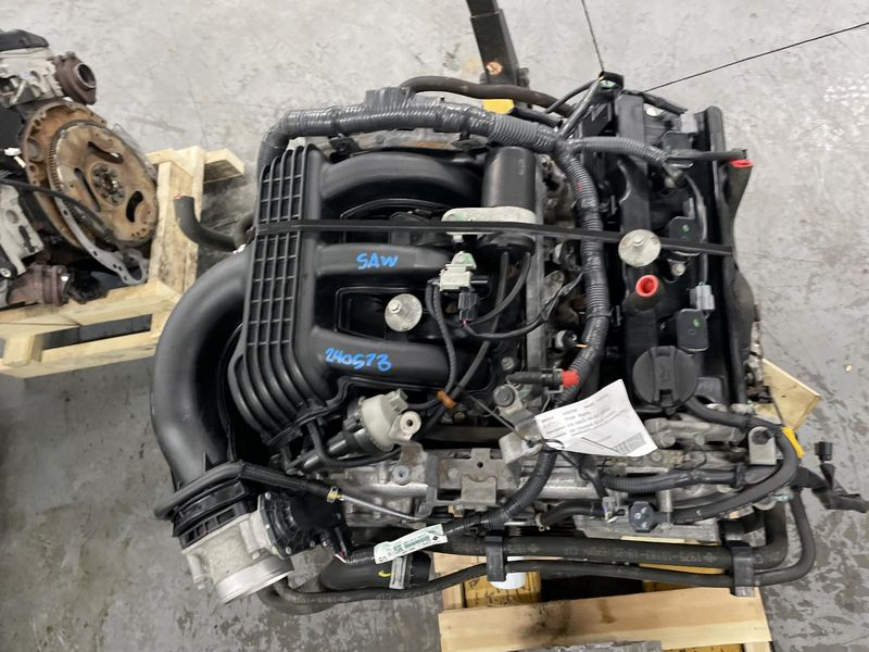 2015 NISSAN FRONTIER 4.0L (VIN A, 4th digit, VQ40DE) Used Engine