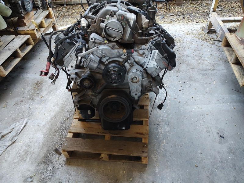 2010 DODGE CHARGER 5.7L (VIN T, 8th digit) Used Engine