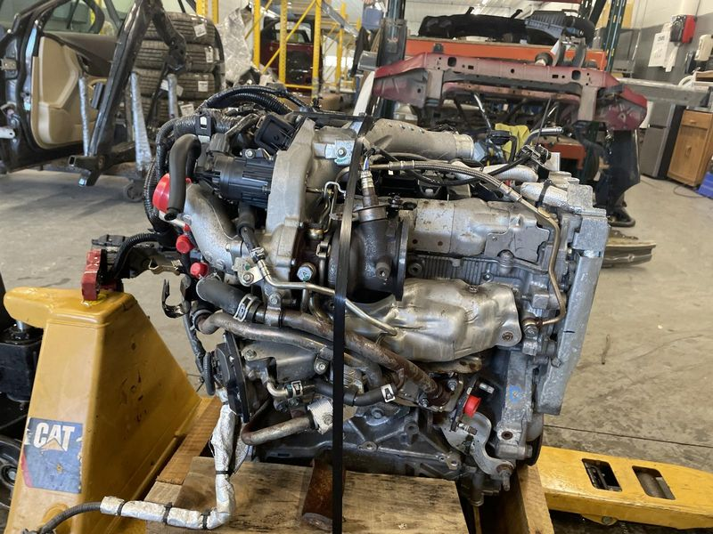2017 NISSAN JUKE (1.6L, MR16DDT), VIN A (4th digit), CVT, SL Used Engine