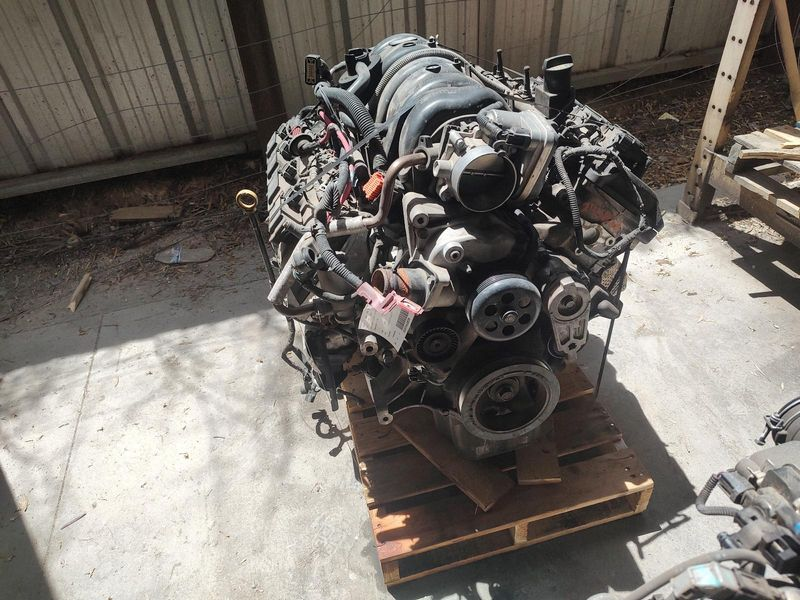 2006 DODGE CHARGER 5.7L (VIN H, 8th digit), (RWD) Used Engine