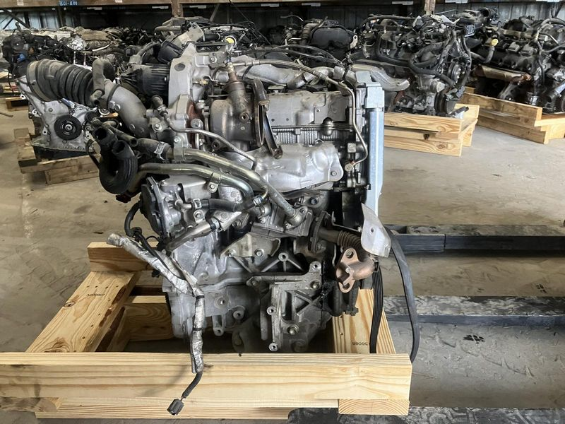 2015 NISSAN JUKE (1.6L, MR16DDT), VIN A (4th digit), AT (CVT), SL, thru 02/28/15 Used Engine