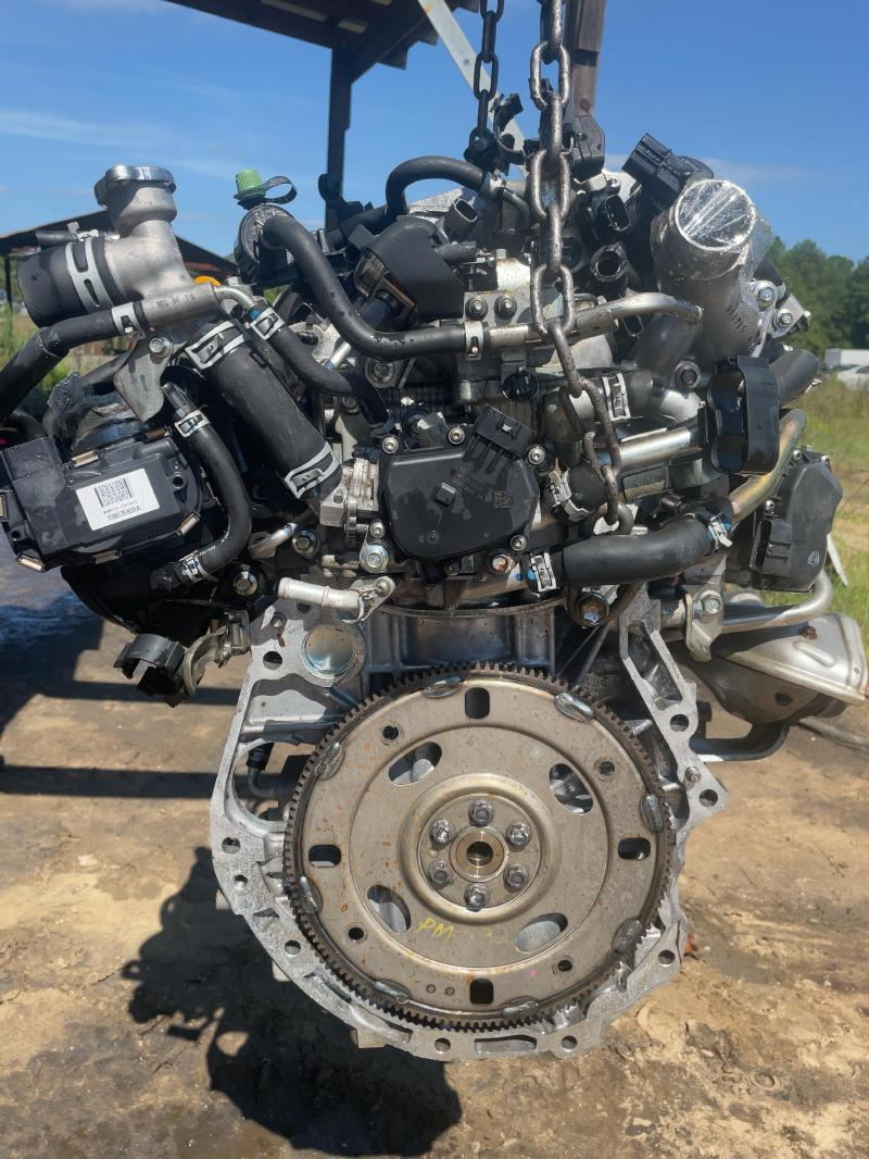 2015 NISSAN JUKE (1.6L, MR16DDT), VIN A (4th digit), AT (CVT), SV, thru 02/28/15 Used Engine