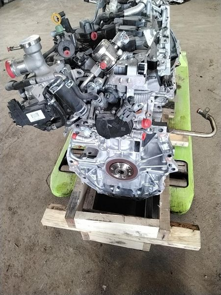 2015 NISSAN JUKE (1.6L, MR16DDT), VIN A (4th digit), AT (CVT), SV, thru 02/28/15 Used Engine