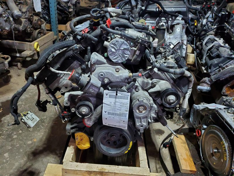 2017 DODGE DURANGO 5.7L (VIN T, 8th digit) Used Engine