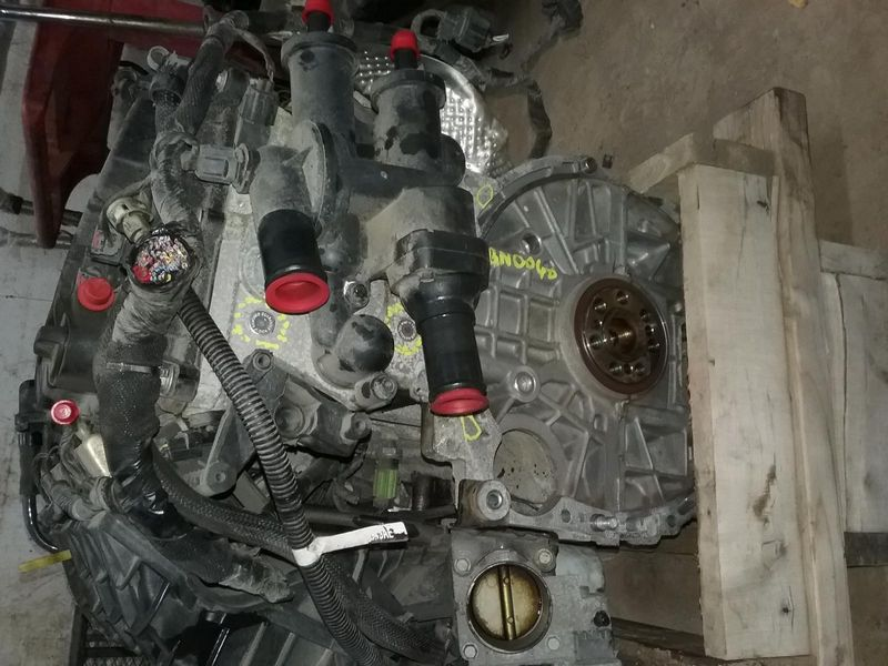 2016 DODGE JOURNEY 2.4L (VIN B, 8th digit), 4 speed transmission Used Engine