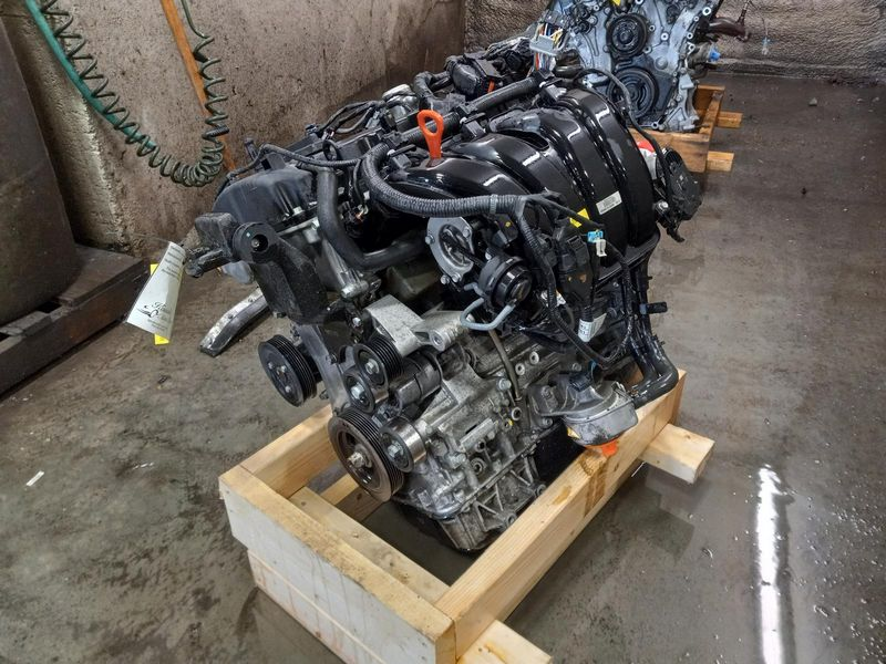 2012 Kia SORENTO 2.4L (VIN 6, 8th digit, GDI) Used Engine