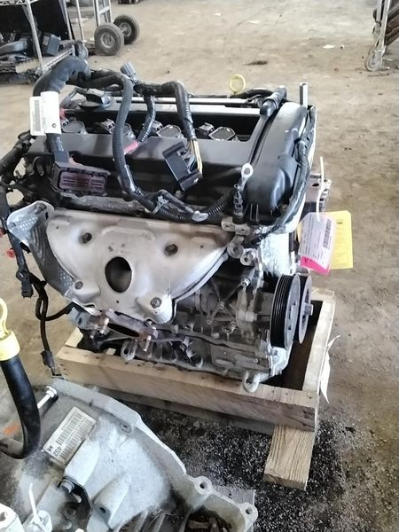 2014 DODGE JOURNEY 2.4L (VIN B, 8th digit), 4 speed transmission Used Engine