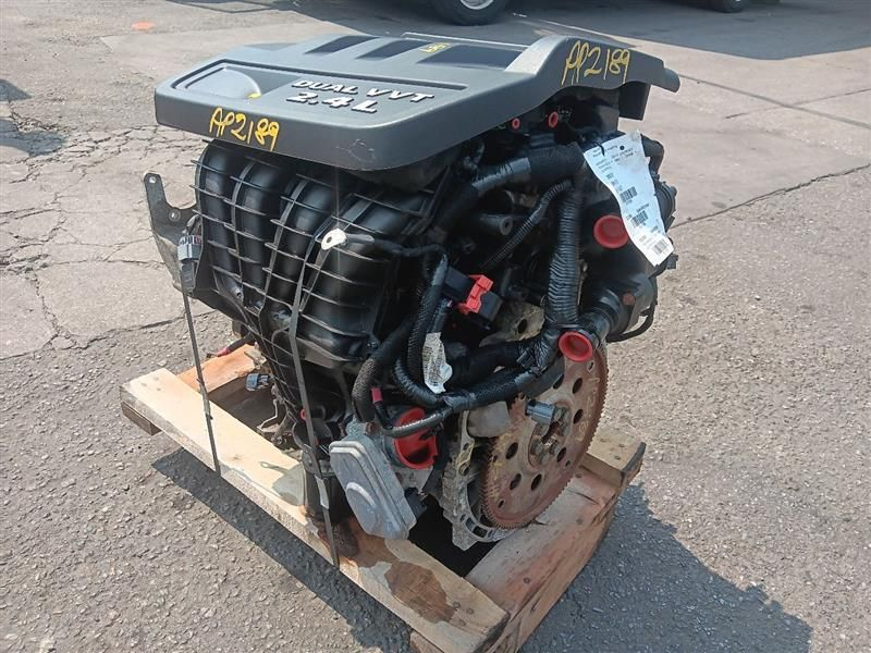 2014 DODGE JOURNEY 2.4L (VIN B, 8th digit), 4 speed transmission Used Engine
