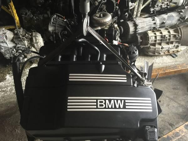 2006 BMW 325I Conv, (2.5L), M56 (256S6 engine, SLEV, engine oil filler cap RH side of rocker cover) Used Engine