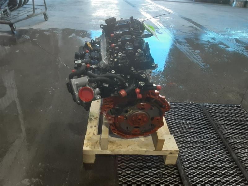 2019 NISSAN KICKS (1.6L, VIN C, 4th digit, HR16DE) Used Engine