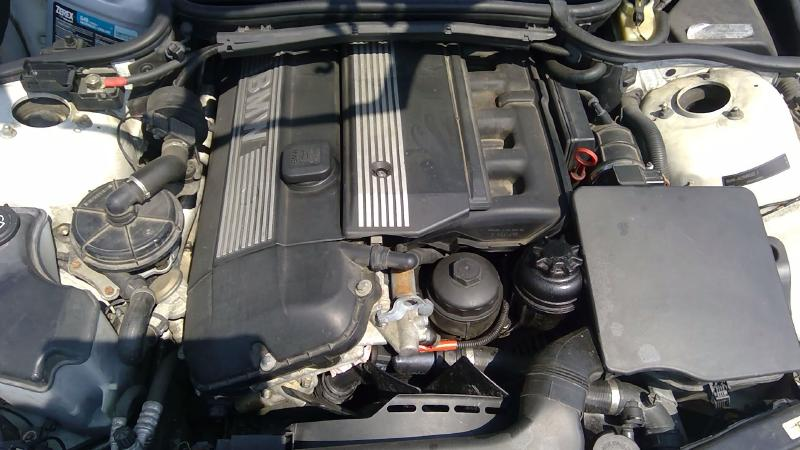 2006 BMW 325I Cpe, (2.5L), M54 (256S5 engine, engine oil filler cap LH side of rocker cover) Used Engine