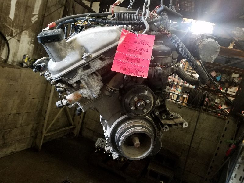 2006 BMW 325I Cpe, (2.5L), M56 (256S6 engine, SLEV, engine oil filler cap RH side of rocker cover) Used Engine